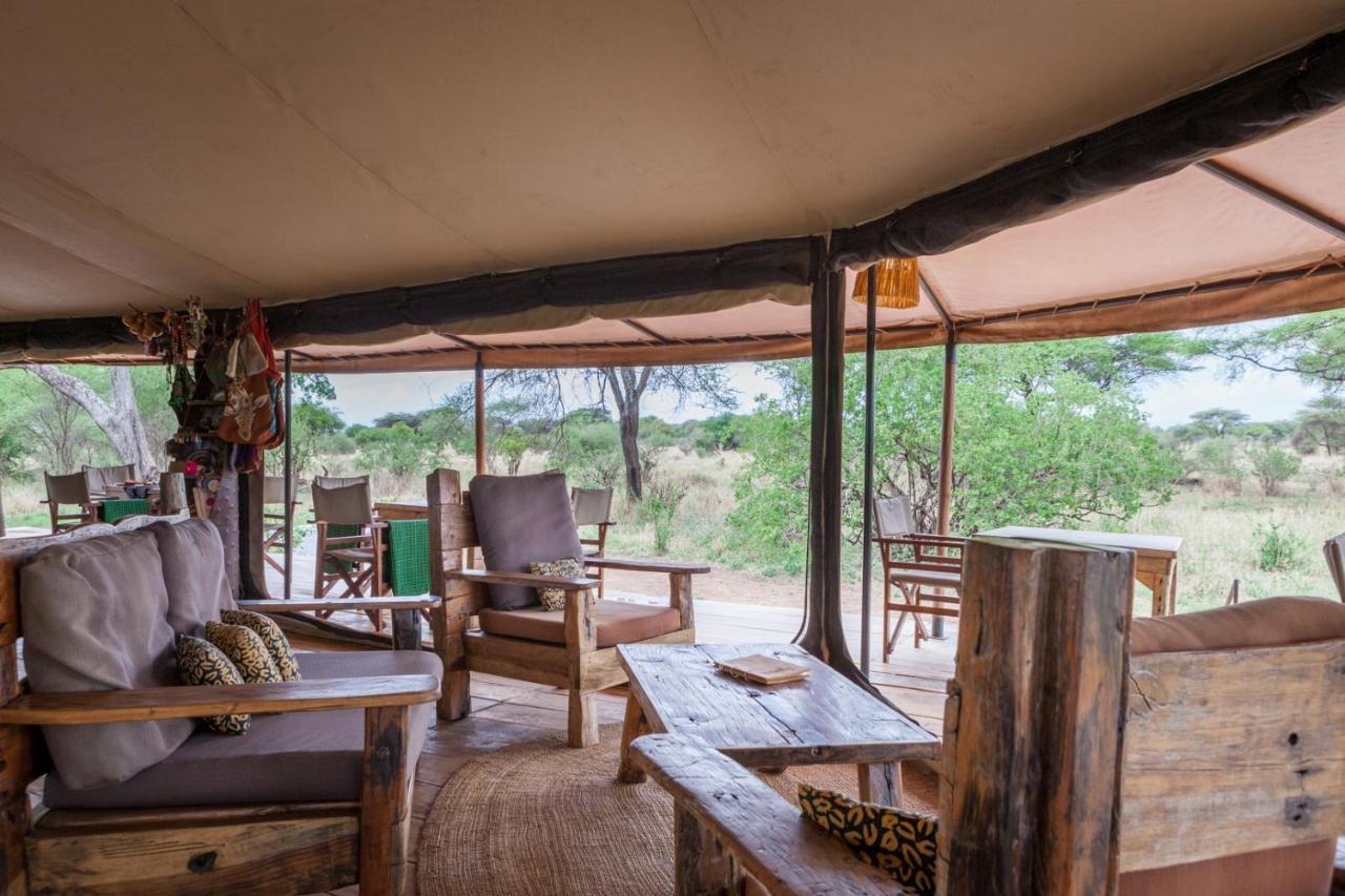 Baobab Tented Camp Kwa Kuchinia Экстерьер фото
